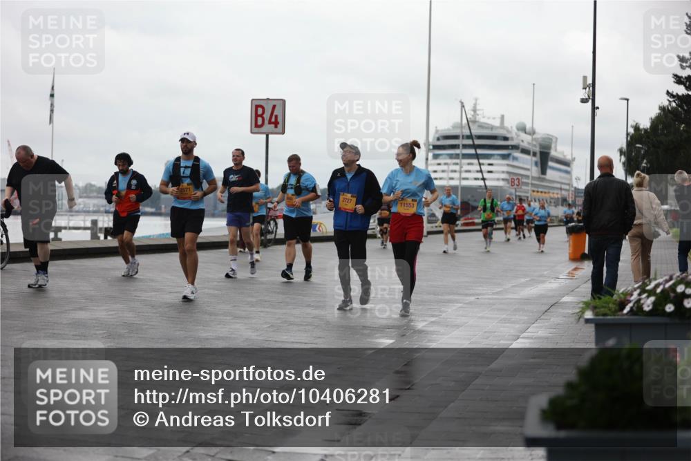 13.09.2026 - Kiel Lauf Andreas Tolksdorf http://msf.ph/oto/10406281 13.09.2026 11:08:00 Kiellinie 2571, 4, 2727, 11553, 3 meine-sportfotos.de