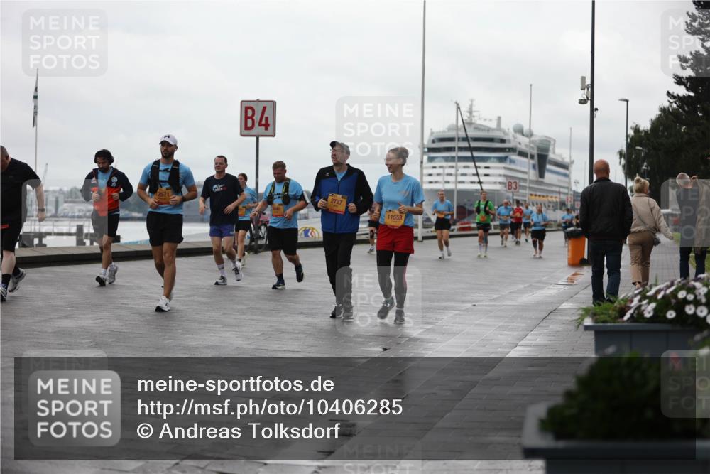 13.09.2026 - Kiel Lauf Andreas Tolksdorf http://msf.ph/oto/10406285 13.09.2026 11:08:00 Kiellinie 2571, 4, 2727, 11553, 3 meine-sportfotos.de