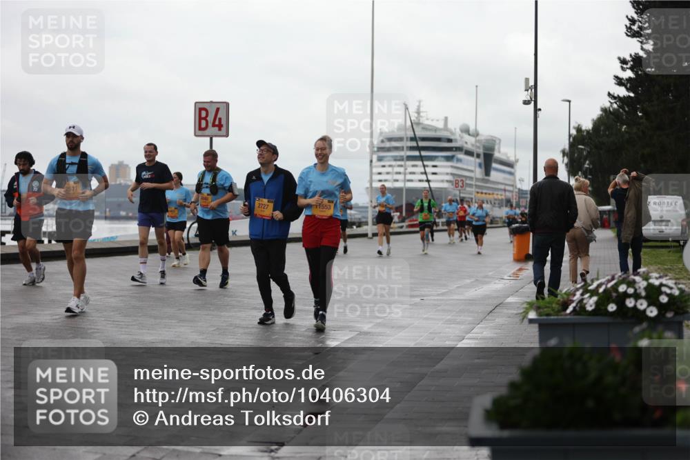 13.09.2026 - Kiel Lauf Andreas Tolksdorf http://msf.ph/oto/10406304 13.09.2026 11:08:01 Kiellinie 2571, 4, 2727, 1553, 3 meine-sportfotos.de