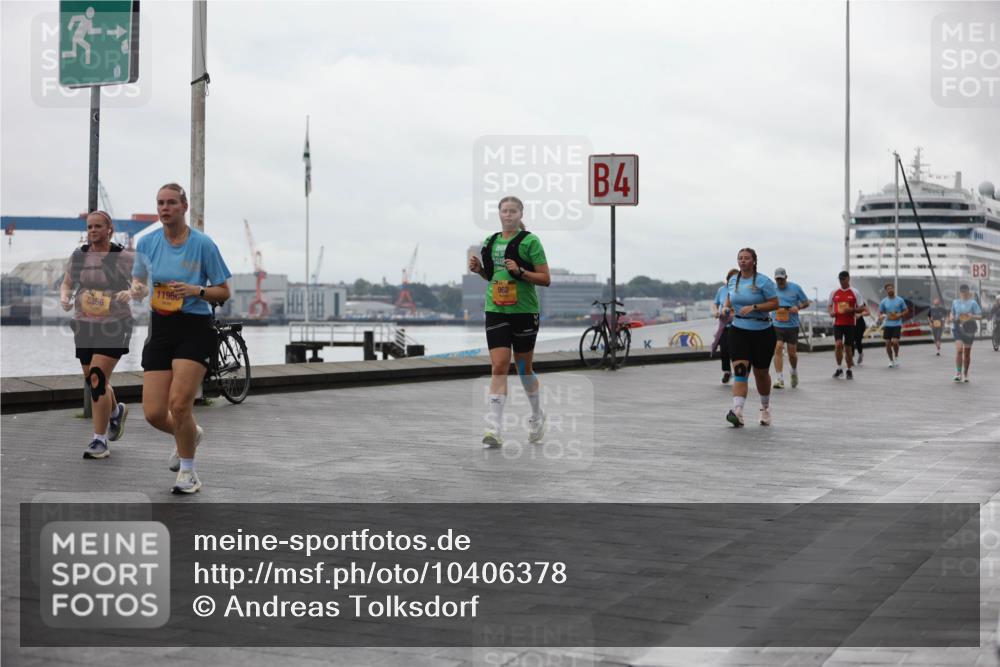 13.09.2026 - Kiel Lauf Andreas Tolksdorf http://msf.ph/oto/10406378 13.09.2026 11:08:13 Kiellinie 11950, 6356, 962, 4, 3 meine-sportfotos.de