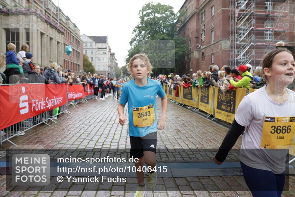 13.09.2026 - Kiel Lauf Yannick Fuchs http://msf.ph/oto/10406415 13.09.2026 08:58:55 Ziel 27, 339, 1119, 1348, 3242, 6151, 6883, 6896, 7223, 7739, 8944, 9773, 10211, 10292, 10334, 10821, 11201, 11386, 11924, 12517, 515, 1158, 1188, 1348, 1382, 2100, 3217, 3686, 4115, 4622, 4965, 5092, 5200, 5201, 5536, 5537, 5908, 6573, 7022, 7407, 8067, 8354, 9852, 10242, 10925, 11252, 11430, 11783, 12297, 118, 512, 1848, 2725, 3543, 3666, 3767, 4026, 4064, 4444, 5106, 5629, 7028, 7706, 7916, 8261, 9215, 9430, 734, 1158, 2710, 3145, 3150, 3492, 3686, 4115, 4546, 4622 meine-sportfotos.de