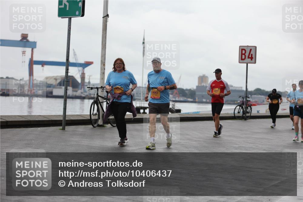 13.09.2026 - Kiel Lauf Andreas Tolksdorf http://msf.ph/oto/10406437 13.09.2026 11:08:21 Kiellinie 9043, 8247, 4 meine-sportfotos.de