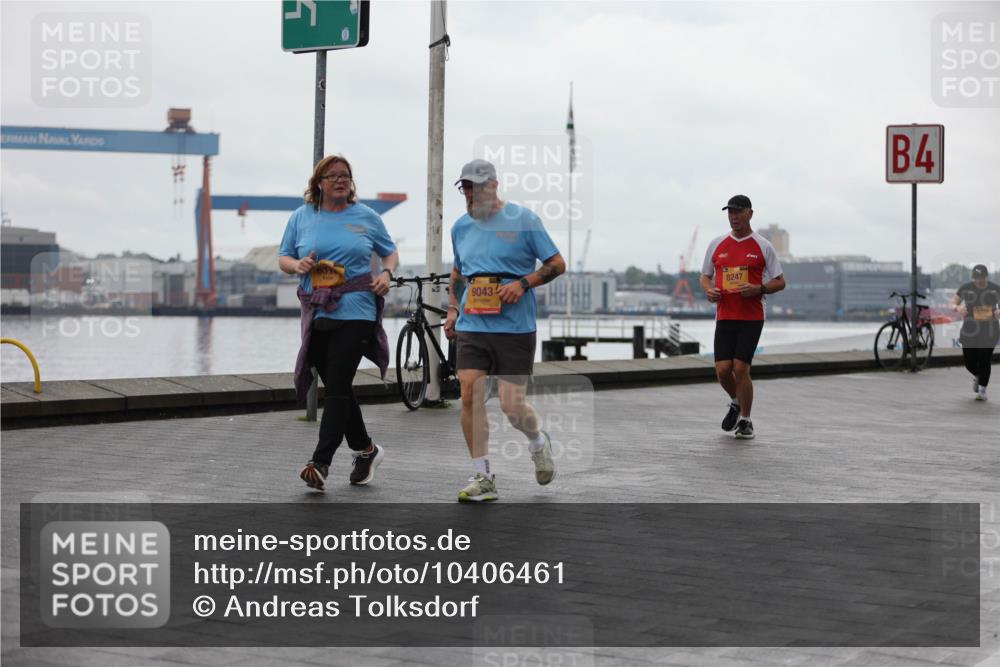 13.09.2026 - Kiel Lauf Andreas Tolksdorf http://msf.ph/oto/10406461 13.09.2026 11:08:22 Kiellinie 9043, 8247, 4 meine-sportfotos.de
