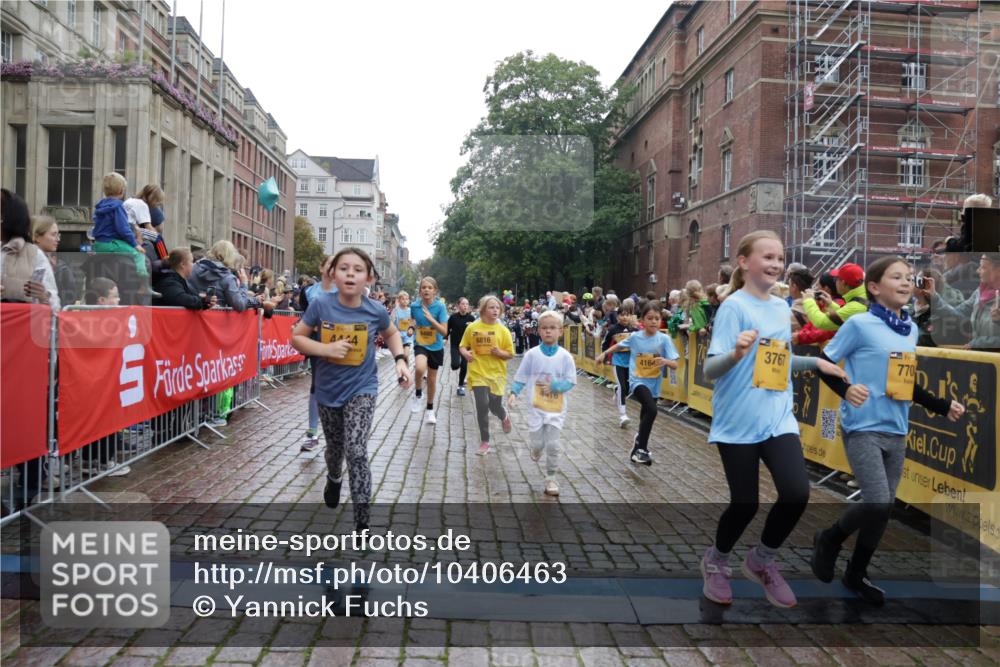 13.09.2026 - Kiel Lauf Yannick Fuchs http://msf.ph/oto/10406463 13.09.2026 08:58:59 Ziel 512, 1119, 1848, 2725, 3242, 5106, 5629, 6151, 6883, 6896, 7223, 7739, 7916, 8944, 10292, 10334, 10821, 11201, 11386, 11575, 11924, 27, 339, 515, 1119, 1188, 1348, 1382, 2100, 3217, 4965, 5092, 5200, 5201, 5536, 5537, 5908, 6151, 6573, 7022, 7407, 8354, 9773, 10211, 10821, 11252, 11386, 11430, 11783, 12297, 12517, 118, 3543, 3666, 3767, 4026, 4064, 4164, 4444, 6480, 6816, 7028, 7706, 8261, 9215, 9430, 1158, 1382, 3217, 3492, 3686, 4115, 4546, 4622 meine-sportfotos.de