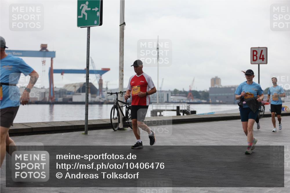 13.09.2026 - Kiel Lauf Andreas Tolksdorf http://msf.ph/oto/10406476 13.09.2026 11:08:24 Kiellinie 8247, 9120, 4 meine-sportfotos.de