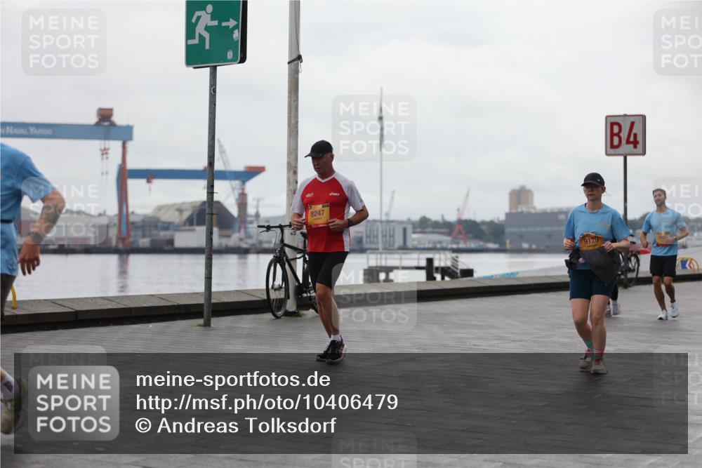 13.09.2026 - Kiel Lauf Andreas Tolksdorf http://msf.ph/oto/10406479 13.09.2026 11:08:24 Kiellinie 8247, 9120, 4 meine-sportfotos.de