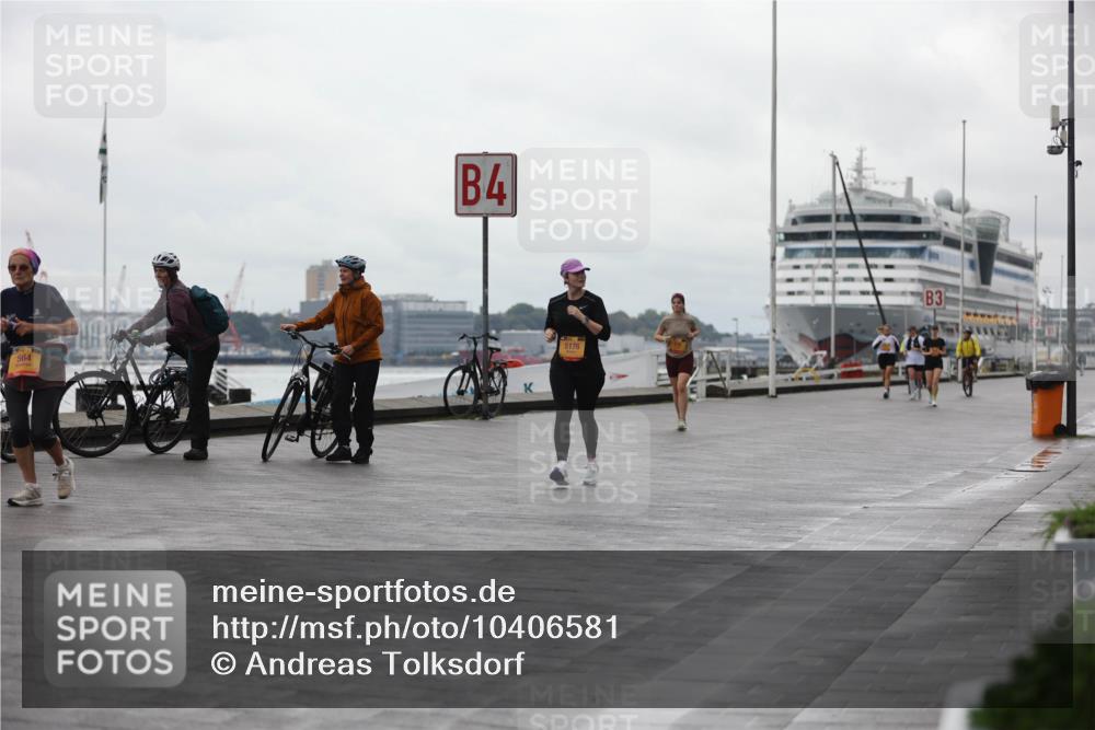 13.09.2026 - Kiel Lauf Andreas Tolksdorf http://msf.ph/oto/10406581 13.09.2026 11:08:36 Kiellinie 564, 4, 5176, 3 meine-sportfotos.de