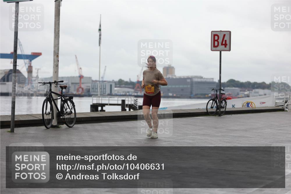 13.09.2026 - Kiel Lauf Andreas Tolksdorf http://msf.ph/oto/10406631 13.09.2026 11:08:44 Kiellinie 532, 4 meine-sportfotos.de
