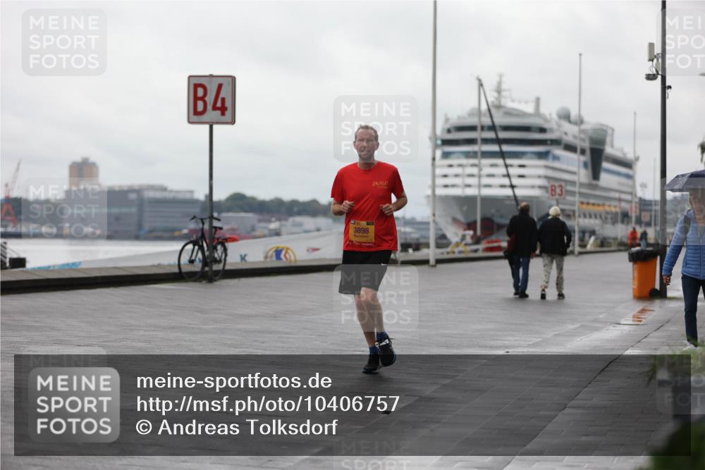 13.09.2026 - Kiel Lauf Andreas Tolksdorf http://msf.ph/oto/10406757 13.09.2026 11:09:22 Kiellinie 4, 39, 3898, 83 meine-sportfotos.de