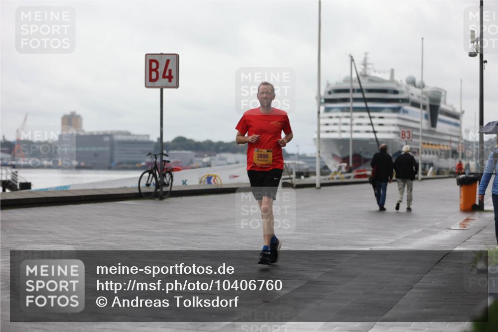 13.09.2026 - Kiel Lauf Andreas Tolksdorf http://msf.ph/oto/10406760 13.09.2026 11:09:22 Kiellinie 4, 39, 3898, 83 meine-sportfotos.de