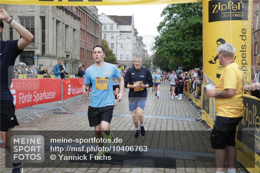 13.09.2026 - Kiel Lauf Yannick Fuchs http://msf.ph/oto/10406763 13.09.2026 10:33:04 Ziel 1467, 3997, 6988, 9222, 10181, 10552, 32, 342, 870, 875, 1393, 1467, 1612, 1801, 3327, 4236, 4393, 4512, 4963, 5721, 6337, 7471, 7650, 8033, 8621, 8683, 9123, 9222, 9879, 10338, 11299, 11319, 11597, 12353, 12728, 864, 1327, 1331, 1525, 1979, 2824, 3991, 4929, 5197, 5274, 5907, 6537, 7030, 7709, 8280, 9411, 9891, 9975, 10331, 10448, 10773, 11063, 11754, 12277, 12339, 3170, 3923, 4236, 4349, 4512, 6435, 8878, 11299, 11319, 11451, 11612, 12071, 12367 meine-sportfotos.de