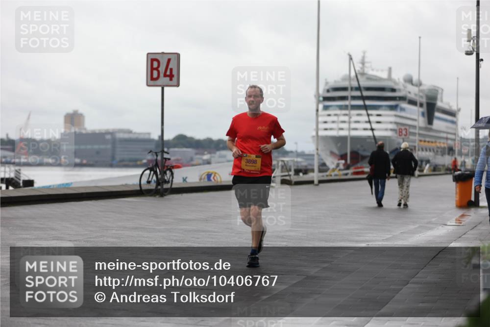 13.09.2026 - Kiel Lauf Andreas Tolksdorf http://msf.ph/oto/10406767 13.09.2026 11:09:22 Kiellinie 4, 39, 3898, 3 meine-sportfotos.de