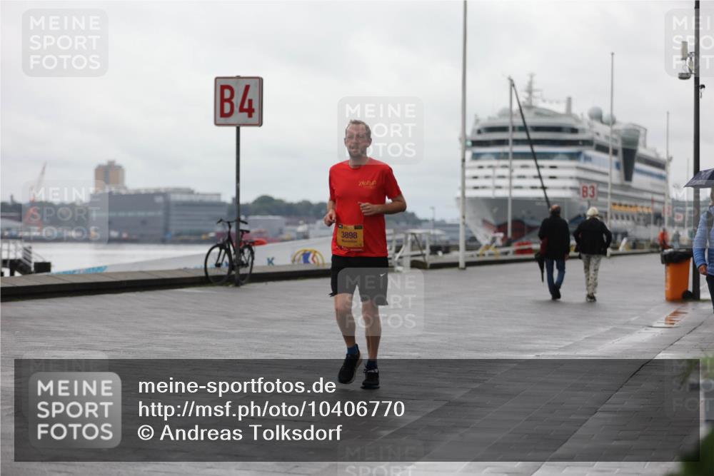 13.09.2026 - Kiel Lauf Andreas Tolksdorf http://msf.ph/oto/10406770 13.09.2026 11:09:22 Kiellinie 4, 3898, 3 meine-sportfotos.de