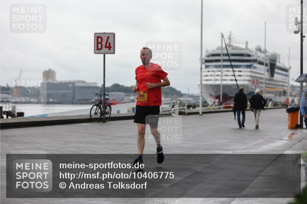 13.09.2026 - Kiel Lauf Andreas Tolksdorf http://msf.ph/oto/10406775 13.09.2026 11:09:22 Kiellinie 4, 3898, 3 meine-sportfotos.de