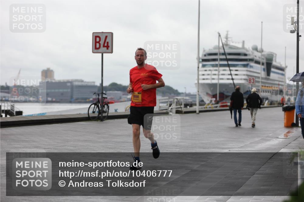 13.09.2026 - Kiel Lauf Andreas Tolksdorf http://msf.ph/oto/10406777 13.09.2026 11:09:22 Kiellinie 4, 3898, 83 meine-sportfotos.de