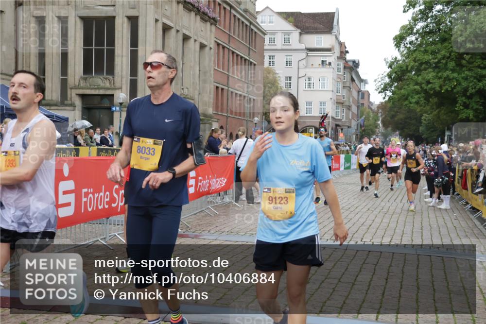 13.09.2026 - Kiel Lauf Yannick Fuchs http://msf.ph/oto/10406884 13.09.2026 10:33:11 Ziel 1327, 1525, 2824, 3997, 5907, 6988, 7030, 7709, 8280, 10181, 10448, 10552, 10773, 11754, 12277, 12339, 32, 342, 870, 875, 1467, 1612, 1801, 3327, 4393, 4963, 5721, 6337, 7471, 7650, 8621, 9222, 9879, 10338, 11597, 12353, 12728, 813, 864, 1331, 1979, 3991, 4929, 5197, 5274, 6537, 6775, 9411, 9891, 9975, 10331, 11063, 870, 1393, 4236, 4512, 8033, 8621, 8683, 9123, 11299, 11319 meine-sportfotos.de