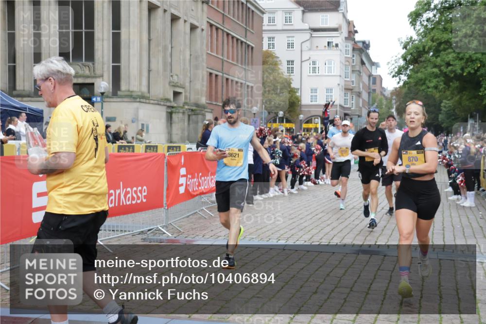 13.09.2026 - Kiel Lauf Yannick Fuchs http://msf.ph/oto/10406894 13.09.2026 10:33:14 Ziel 864, 1327, 1525, 2824, 3991, 3997, 4929, 5197, 5274, 5907, 6537, 6988, 7030, 7709, 8280, 9411, 9891, 9975, 10181, 10448, 10552, 10773, 11754, 12277, 12339, 32, 342, 870, 875, 1467, 1612, 1801, 3327, 4393, 4963, 5721, 6337, 7471, 7650, 8621, 9222, 9879, 10338, 11597, 12353, 12728, 813, 1331, 1958, 1979, 2775, 6080, 6775, 8641, 8938, 8940, 10331, 11063, 870, 875, 1393, 1612, 1801, 4236, 5721, 8033, 8621, 8683, 9123, 11299, 12353 meine-sportfotos.de