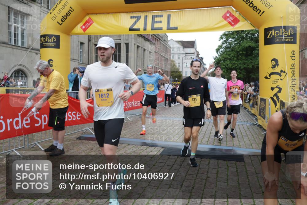 13.09.2026 - Kiel Lauf Yannick Fuchs http://msf.ph/oto/10406927 13.09.2026 10:33:17 Ziel 864, 1327, 1525, 2824, 3991, 3997, 4929, 5197, 5274, 5907, 6537, 6988, 7030, 7709, 8280, 9411, 9891, 9975, 10181, 10448, 10773, 11063, 11754, 12277, 12339, 32, 342, 1467, 1801, 3327, 3997, 4393, 4963, 6337, 7471, 7650, 9222, 9879, 10338, 10552, 11597, 12353, 12728, 435, 813, 1331, 1958, 1979, 2775, 5961, 6080, 6569, 6775, 8641, 8938, 8940, 10331, 10984, 12729, 870, 875, 1393, 1612, 1801, 4393, 4963, 5721, 7471, 7650, 8621, 8683, 12353 meine-sportfotos.de