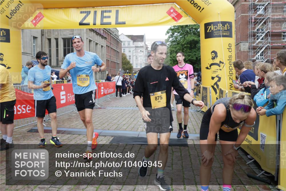 13.09.2026 - Kiel Lauf Yannick Fuchs http://msf.ph/oto/10406945 13.09.2026 10:33:18 Ziel 864, 1327, 1331, 1525, 1979, 2824, 3991, 4929, 5197, 5274, 5907, 6537, 6988, 7030, 7709, 8280, 9411, 9891, 9975, 10181, 10331, 10448, 10773, 11063, 11754, 12277, 12339, 32, 342, 1467, 3327, 3997, 4393, 4963, 6337, 7471, 7650, 9222, 9879, 10181, 10338, 10552, 11597, 12728, 435, 813, 1958, 2073, 2775, 3323, 3799, 5961, 6080, 6569, 6775, 8641, 8938, 8940, 10984, 11289, 12729, 342, 870, 875, 1612, 1801, 4393, 4963, 5721, 7471, 7650, 8621, 11597, 12353 meine-sportfotos.de