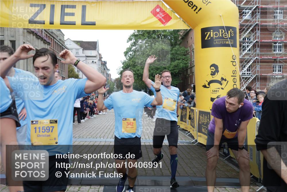 13.09.2026 - Kiel Lauf Yannick Fuchs http://msf.ph/oto/10406991 13.09.2026 10:33:23 Ziel 864, 1331, 1525, 1979, 2824, 3991, 4929, 5197, 5274, 5907, 6537, 6775, 7709, 8280, 9411, 9891, 9975, 10331, 10448, 11063, 11754, 12277, 12339, 32, 1327, 1467, 3327, 3997, 6988, 7030, 8280, 9222, 9879, 10181, 10552, 10773, 435, 446, 813, 1958, 2073, 2775, 3323, 3799, 3924, 4776, 5961, 6080, 6569, 6973, 7372, 8225, 8641, 8938, 8940, 10984, 11289, 11707, 12729, 342, 1612, 1801, 4393, 4963, 5721, 6337, 7471, 7650, 10338, 11597, 12353 meine-sportfotos.de