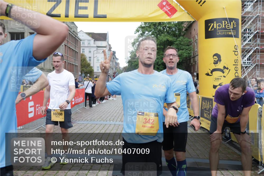 13.09.2026 - Kiel Lauf Yannick Fuchs http://msf.ph/oto/10407009 13.09.2026 10:33:24 Ziel 864, 1331, 1525, 1979, 2824, 3991, 4929, 5197, 5274, 5907, 6537, 6775, 7709, 9411, 9891, 9975, 10331, 10448, 11063, 11754, 12277, 12339, 32, 1327, 1467, 3327, 3997, 6988, 7030, 8280, 9222, 9879, 10181, 10552, 10773, 11754, 12277, 435, 446, 813, 1958, 2073, 2775, 3323, 3799, 3924, 4776, 5961, 6080, 6569, 6973, 7372, 8225, 8641, 8896, 8938, 8940, 10984, 11289, 11707, 12729, 342, 1801, 3327, 4393, 4963, 6337, 7471, 7650, 9879, 10338, 11597, 12353 meine-sportfotos.de
