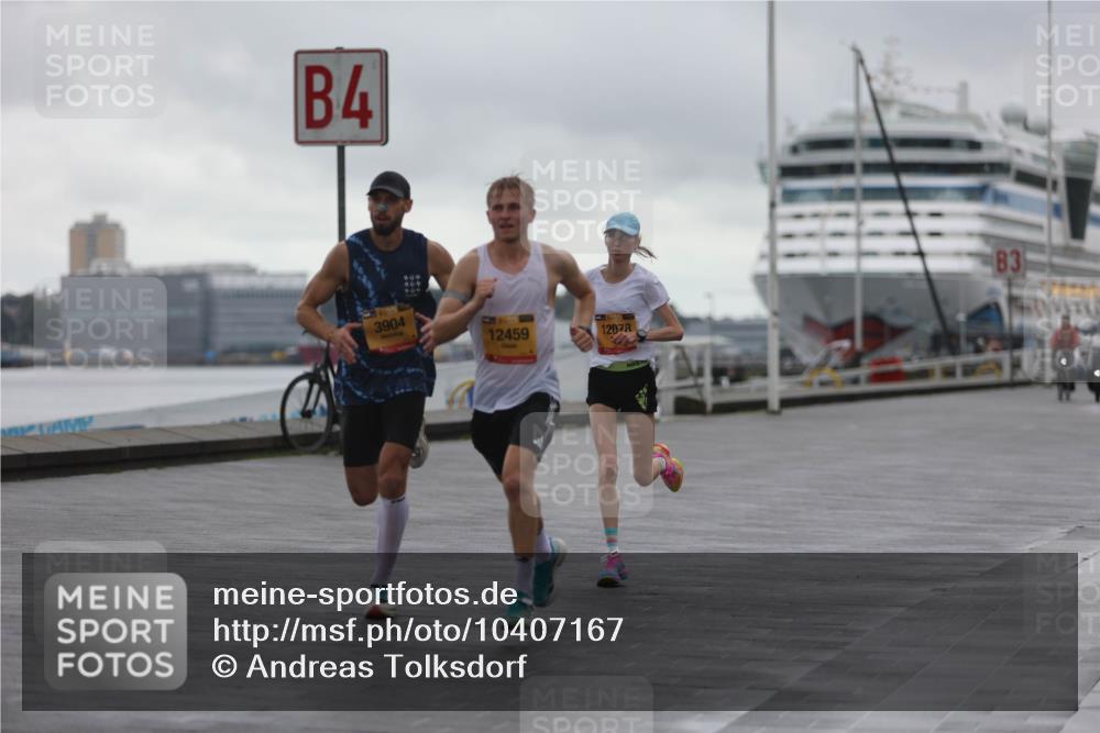 13.09.2026 - Kiel Lauf Andreas Tolksdorf http://msf.ph/oto/10407167 13.09.2026 11:36:28 Kiellinie 4, 3904, 234, 39, 12459, 12078, 83 meine-sportfotos.de