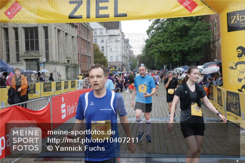 13.09.2026 - Kiel Lauf Yannick Fuchs http://msf.ph/oto/10407211 13.09.2026 10:34:25 Ziel 93, 244, 1086, 1668, 2094, 2465, 4466, 4723, 4820, 5125, 5737, 5996, 7387, 7933, 8646, 9788, 10893, 11153, 12020, 12070, 115, 965, 1299, 1352, 1730, 2009, 2333, 2577, 3099, 3384, 3395, 3704, 3819, 4679, 4739, 5165, 5175, 5773, 6344, 7378, 7925, 7932, 8022, 8362, 8646, 9078, 9081, 9373, 9491, 9788, 10179, 10310, 11002, 11318, 11591, 11732, 12120, 12169, 1307, 1667, 2044, 2432, 3180, 3864, 4351, 4608, 4735, 5576, 6225, 6260, 6941, 7672, 7928, 8480, 8746, 9276, 10549, 10904 meine-sportfotos.de
