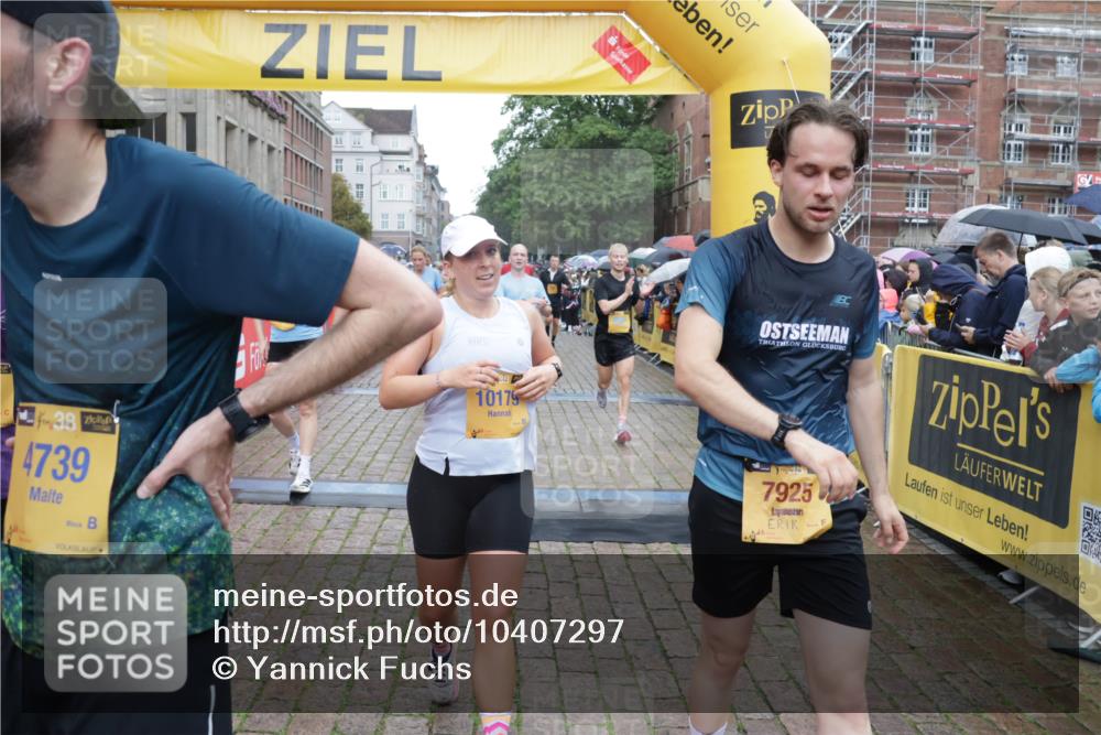 13.09.2026 - Kiel Lauf Yannick Fuchs http://msf.ph/oto/10407297 13.09.2026 10:34:34 Ziel 93, 1086, 2044, 2465, 3180, 3864, 4351, 4608, 4723, 4735, 5125, 5737, 5996, 6260, 6941, 7387, 7928, 8480, 10549, 10904, 10905, 11374, 12070, 93, 244, 1299, 1352, 1668, 2009, 2094, 2333, 2577, 3099, 3384, 3395, 3704, 3819, 4466, 4679, 4820, 5165, 5175, 6344, 7378, 7932, 7933, 8646, 9078, 9373, 9491, 9788, 10310, 10893, 11002, 11153, 11318, 11732, 12020, 12120, 12169, 1307, 1667, 2432, 2449, 3470, 3547, 3603, 5218, 5576, 6225, 7006, 7273, 7672, 8195, 8746, 9276, 3099 meine-sportfotos.de