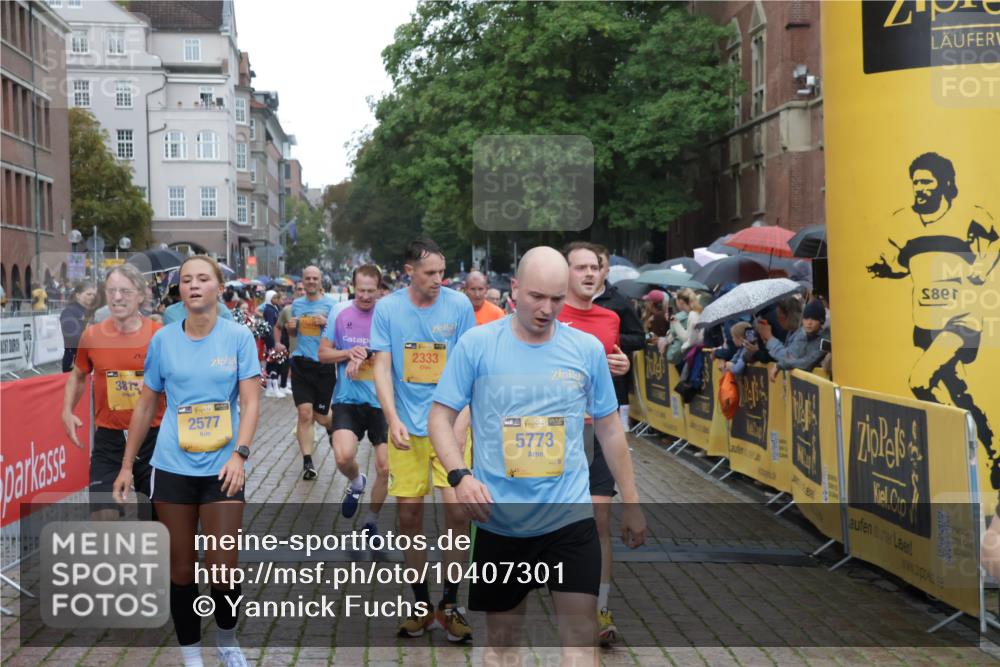13.09.2026 - Kiel Lauf Yannick Fuchs http://msf.ph/oto/10407301 13.09.2026 10:34:35 Ziel 1086, 2044, 2465, 3180, 3864, 4351, 4608, 4723, 4735, 5125, 5737, 5996, 6225, 6260, 6941, 7387, 7928, 8480, 10549, 10904, 10905, 11374, 12070, 93, 244, 1086, 1299, 1352, 1668, 2009, 2094, 3099, 3384, 3395, 3704, 3819, 4466, 4679, 4820, 5165, 5175, 6344, 7378, 7932, 7933, 8646, 9078, 9373, 9491, 9788, 10310, 10893, 11002, 11153, 11318, 11732, 12020, 12120, 12169, 1307, 1667, 2432, 2449, 3470, 3547, 3603, 5218, 5576, 7006, 7273, 7672, 8195, 8746, 9276, 3099, 3395 meine-sportfotos.de