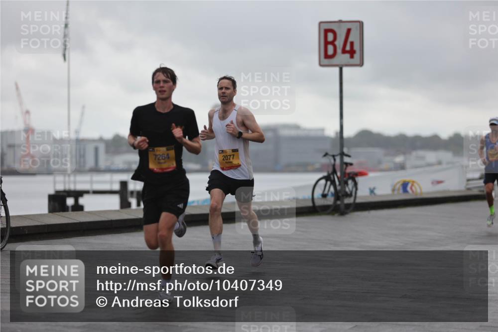 13.09.2026 - Kiel Lauf Andreas Tolksdorf http://msf.ph/oto/10407349 13.09.2026 11:37:54 Kiellinie 7264, 2077, 4 meine-sportfotos.de