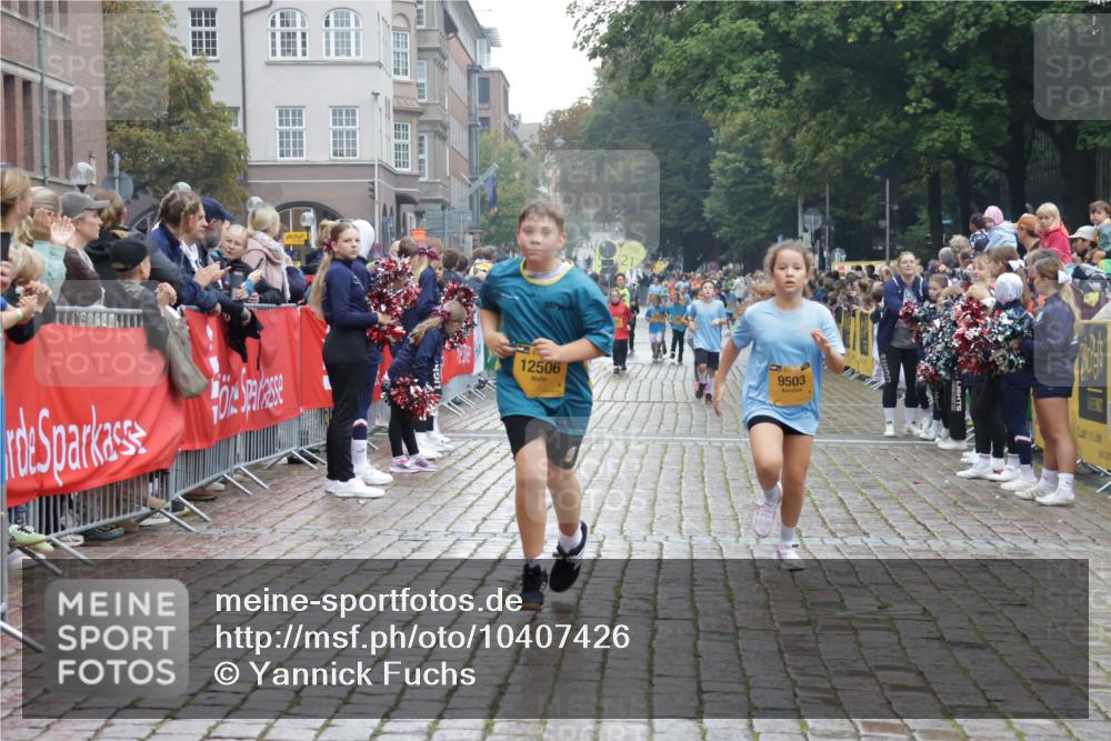 13.09.2026 - Kiel Lauf Yannick Fuchs http://msf.ph/oto/10407426 13.09.2026 09:00:42 Ziel 282, 1446, 3268, 10304, 10561, 10562, 65, 783, 897, 1284, 1538, 2513, 2894, 3549, 4093, 4661, 4793, 4821, 6258, 6487, 6606, 6808, 9003, 9421, 9520, 10223, 10592, 11727, 12051, 12137, 12662, 3135, 3611, 6561, 7487, 7991, 9503, 10636, 11425, 12506, 780, 2918, 4001, 7624, 7746, 8692, 9003, 9421, 10083, 12371 meine-sportfotos.de