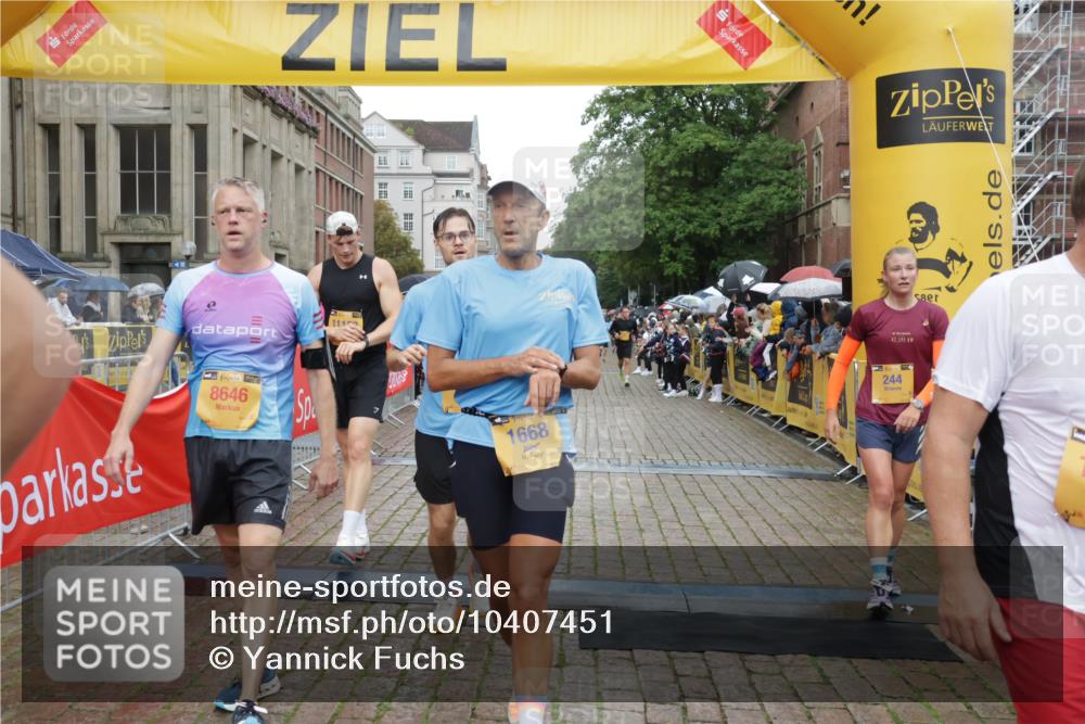 13.09.2026 - Kiel Lauf Yannick Fuchs http://msf.ph/oto/10407451 13.09.2026 10:34:55 Ziel 2268, 2449, 3470, 3547, 3603, 5218, 7006, 7273, 8195, 8746, 10361, 11163, 93, 1086, 1307, 1667, 2044, 2094, 2432, 2465, 3180, 3864, 4351, 4608, 4723, 4735, 4820, 5125, 5576, 5737, 5996, 6225, 6260, 6941, 7387, 7672, 7928, 7933, 8480, 8746, 9276, 9389, 10549, 10904, 10905, 11374, 12070, 1640, 2390, 2687, 3400, 4022, 4028, 4449, 4951, 5247, 5386, 6578, 6603, 7960, 8164, 8266, 8750, 9220, 9261, 9264, 9541, 9853, 9988, 10065, 10475, 10676, 11368, 12095, 244 meine-sportfotos.de
