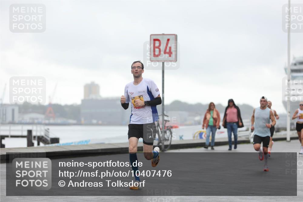 13.09.2026 - Kiel Lauf Andreas Tolksdorf http://msf.ph/oto/10407476 13.09.2026 11:38:32 Kiellinie 4 meine-sportfotos.de