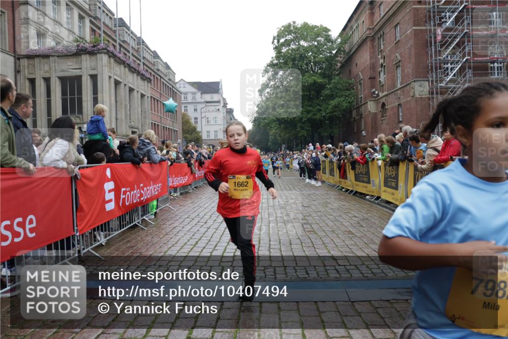 13.09.2026 - Kiel Lauf Yannick Fuchs http://msf.ph/oto/10407494 13.09.2026 09:00:56 Ziel 3135, 3611, 6561, 7487, 7991, 9503, 10636, 11425, 12506, 282, 897, 1284, 1446, 2894, 3268, 4093, 6487, 6808, 10304, 10561, 10562, 11727, 12051, 1662, 7982, 65, 1284, 2513, 2894, 3549, 4661, 4821, 6258, 6606, 6808, 10592, 11727, 12051, 12662 meine-sportfotos.de