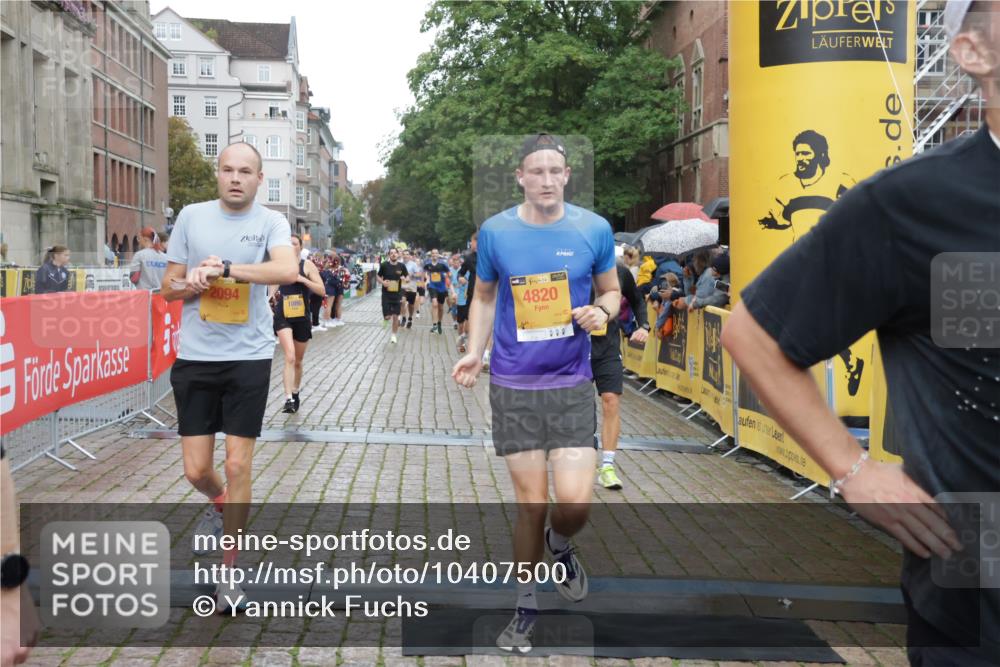 13.09.2026 - Kiel Lauf Yannick Fuchs http://msf.ph/oto/10407500 13.09.2026 10:35:00 Ziel 2268, 3400, 3470, 3547, 3603, 4028, 4449, 5218, 5247, 7006, 7273, 7960, 9541, 9853, 9988, 10361, 11163, 1086, 1307, 1667, 2044, 2432, 2449, 2465, 3180, 3864, 4351, 4608, 4723, 4735, 5125, 5576, 5737, 5996, 6225, 6260, 6941, 7006, 7273, 7387, 7672, 7928, 8195, 8480, 8746, 9276, 9389, 10549, 10904, 10905, 11374, 12070, 400, 1640, 1784, 2390, 2687, 4022, 4951, 5386, 6578, 6603, 7971, 8164, 8266, 8750, 9220, 9261, 9264, 10065, 10475, 10676, 11368, 11568, 11758, 12095, 93 meine-sportfotos.de
