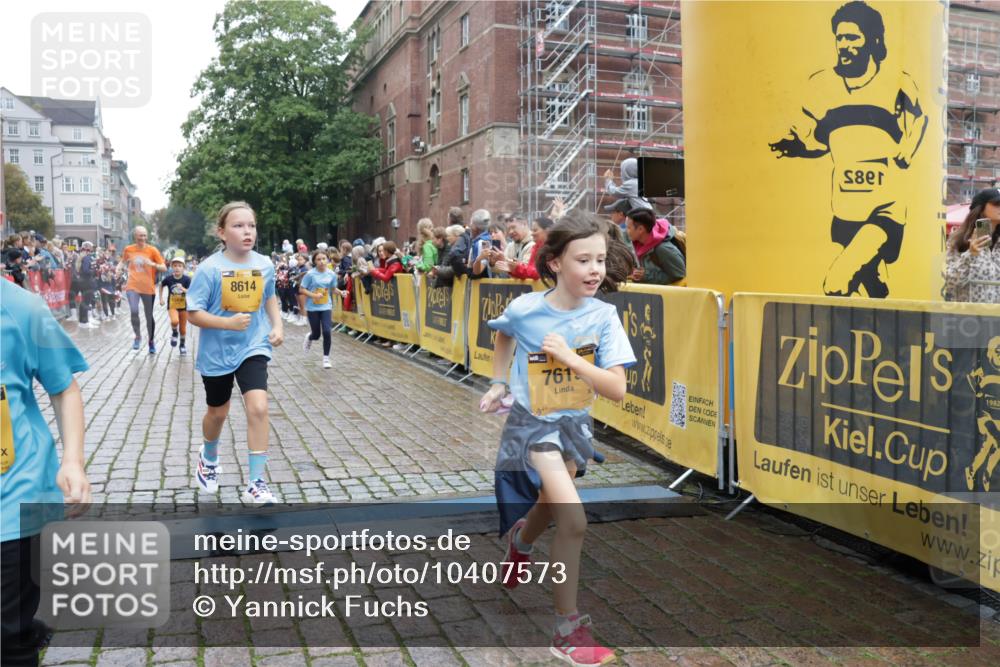 13.09.2026 - Kiel Lauf Yannick Fuchs http://msf.ph/oto/10407573 13.09.2026 09:01:05 Ziel 6561, 7982, 9503, 12506, 282, 1446, 3135, 3268, 3611, 4093, 6561, 7487, 7991, 10304, 10561, 10562, 10636, 11425, 300, 1662, 1794, 2553, 7613, 8614, 8691, 11562, 11901, 12436, 897, 1284, 4093, 6487, 10304, 11727 meine-sportfotos.de