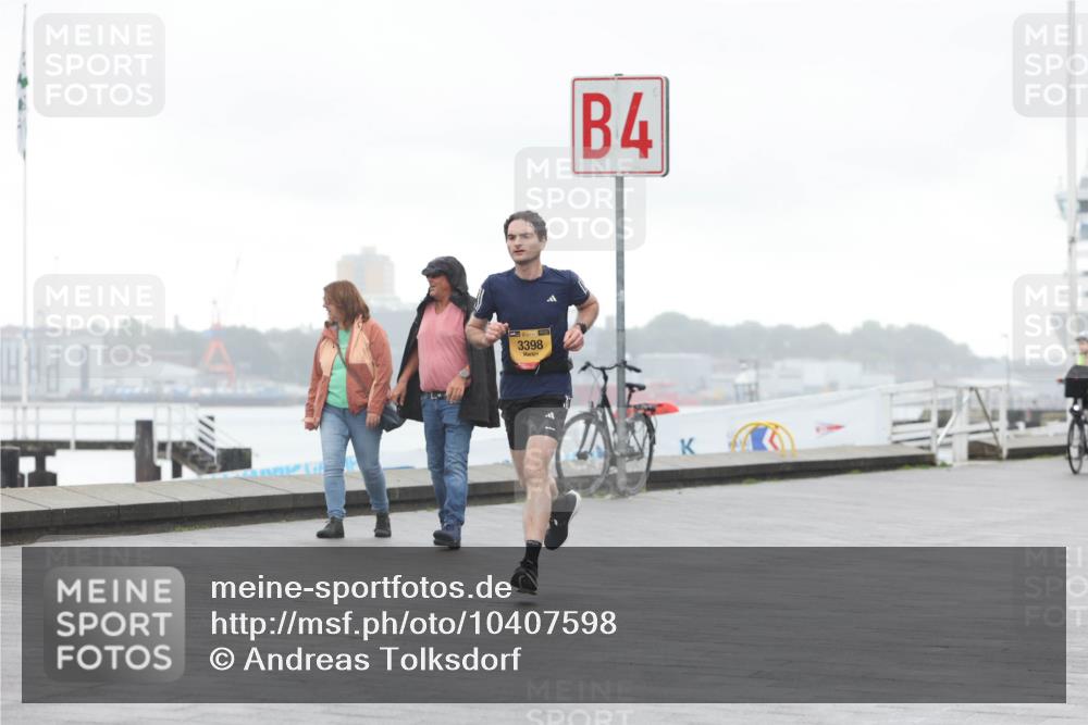 13.09.2026 - Kiel Lauf Andreas Tolksdorf http://msf.ph/oto/10407598 13.09.2026 11:38:46 Kiellinie 3398, 4 meine-sportfotos.de