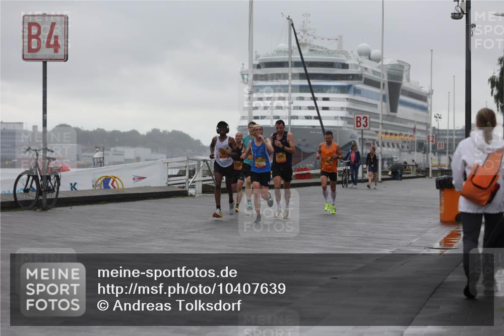 13.09.2026 - Kiel Lauf Andreas Tolksdorf http://msf.ph/oto/10407639 13.09.2026 11:39:14 Kiellinie 4, 8209, 3290, 3, 1 meine-sportfotos.de
