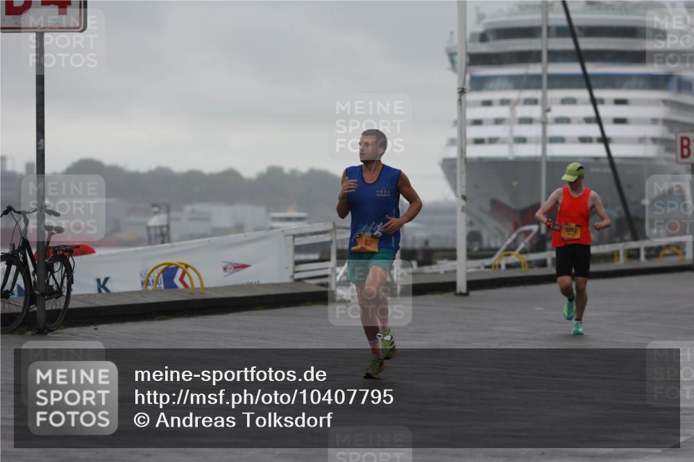 13.09.2026 - Kiel Lauf Andreas Tolksdorf http://msf.ph/oto/10407795 13.09.2026 11:39:56 Kiellinie 9253 meine-sportfotos.de
