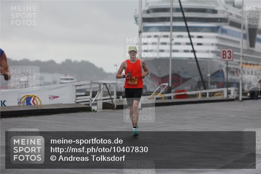 13.09.2026 - Kiel Lauf Andreas Tolksdorf http://msf.ph/oto/10407830 13.09.2026 11:39:59 Kiellinie 9253, 3 meine-sportfotos.de