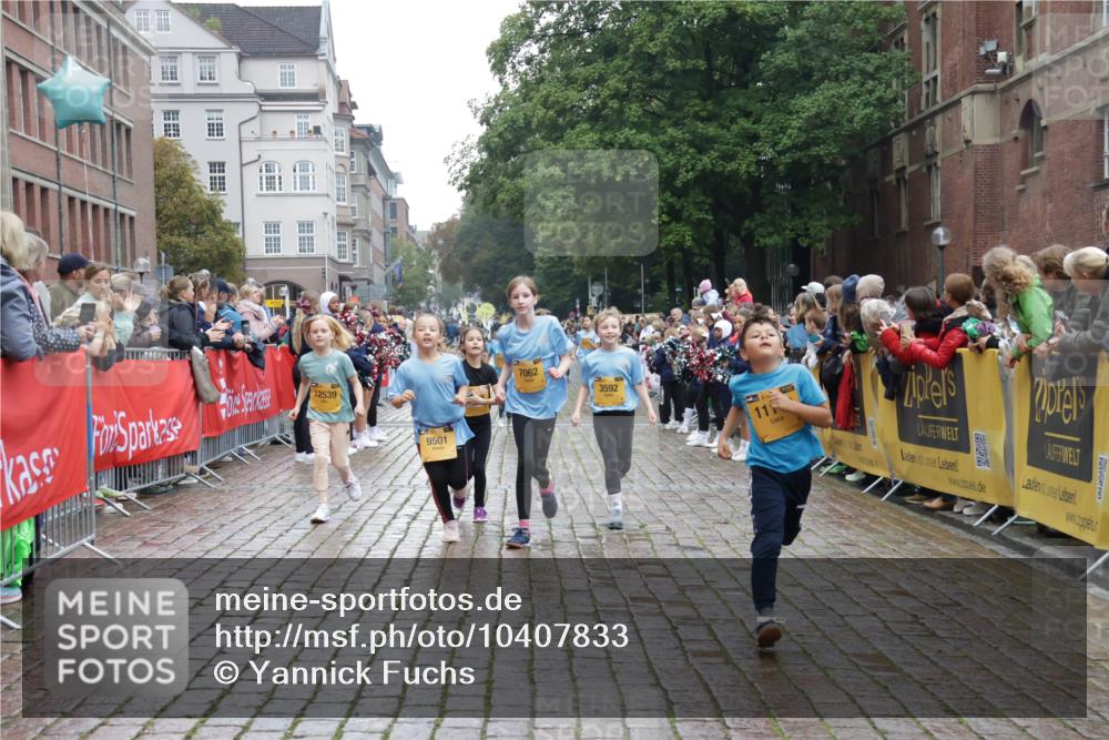 13.09.2026 - Kiel Lauf Yannick Fuchs http://msf.ph/oto/10407833 13.09.2026 09:01:37 Ziel 2321, 2568, 3362, 3578, 4415, 4784, 6257, 6315, 7210, 9287, 11772, 12296, 12626, 300, 1662, 1794, 2553, 3578, 4784, 6257, 7613, 7982, 8614, 8691, 11562, 11901, 12436, 1353, 1355, 1959, 3592, 7062, 9285, 9501, 9615, 11119, 12539, 6561, 9503, 12506 meine-sportfotos.de