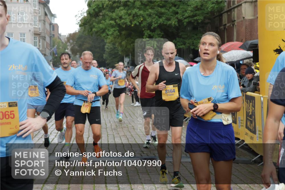 13.09.2026 - Kiel Lauf Yannick Fuchs http://msf.ph/oto/10407990 13.09.2026 10:35:48 Ziel 215, 343, 1376, 2116, 2248, 2494, 3124, 4538, 6085, 6645, 7215, 7721, 8002, 8079, 8415, 8432, 8747, 10701, 10835, 11567, 11903, 100, 400, 1784, 1993, 2390, 2687, 3124, 3790, 5151, 5293, 5698, 5817, 6381, 6849, 7280, 7710, 7971, 8436, 8660, 8973, 9143, 9261, 9264, 10017, 10475, 10483, 11181, 11363, 11568, 11758, 12766, 12774, 867, 1321, 2541, 3634, 3811, 4889, 5947, 6634, 6957, 7619, 8393, 8557, 10860, 10998, 11662, 12286, 1640, 2390, 2687, 4022, 9261 meine-sportfotos.de