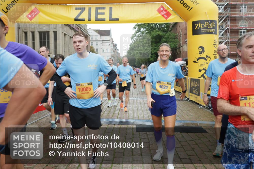 13.09.2026 - Kiel Lauf Yannick Fuchs http://msf.ph/oto/10408014 13.09.2026 10:35:49 Ziel 215, 343, 1376, 2116, 2248, 2494, 4538, 6085, 6645, 7215, 7721, 8002, 8079, 8393, 8415, 8432, 8747, 10701, 10835, 11567, 11903, 100, 400, 1784, 1993, 2390, 2687, 3124, 3790, 5151, 5293, 5698, 5817, 6381, 6849, 7280, 7710, 7971, 8436, 8660, 8973, 9143, 10017, 10483, 11181, 11363, 11568, 11758, 12766, 12774, 867, 1321, 2541, 3634, 3811, 4889, 5947, 6634, 6957, 7619, 8224, 8557, 10860, 10998, 11662, 12286, 2390, 2687, 4022, 9261 meine-sportfotos.de