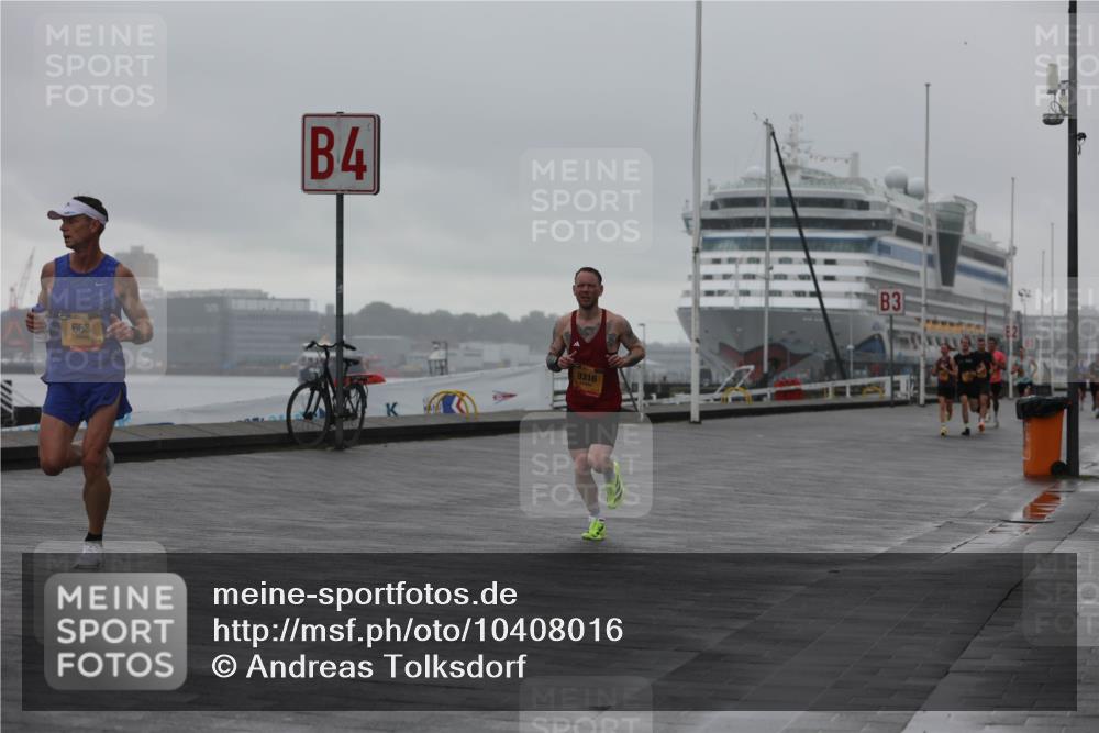 13.09.2026 - Kiel Lauf Andreas Tolksdorf http://msf.ph/oto/10408016 13.09.2026 11:40:32 Kiellinie 663, 4, 9316, 3 meine-sportfotos.de