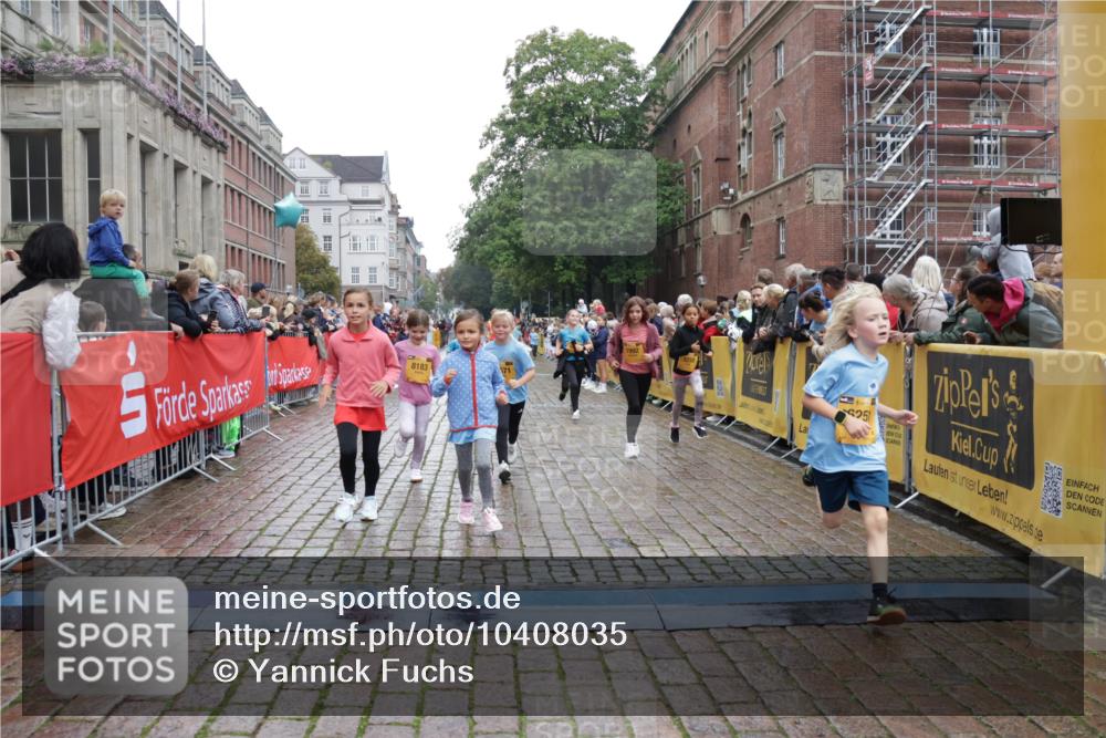 13.09.2026 - Kiel Lauf Yannick Fuchs http://msf.ph/oto/10408035 13.09.2026 09:01:58 Ziel 2916, 3592, 5577, 7062, 9501, 9615, 11119, 11578, 12211, 12321, 12539, 1353, 1355, 1959, 2321, 2568, 3362, 3578, 4415, 4784, 6257, 6315, 7210, 9285, 9287, 9615, 11562, 11772, 11901, 12296, 12436, 12626, 911, 1992, 3250, 3405, 3406, 5271, 5482, 6062, 6251, 6485, 6562, 6672, 8183, 10288, 10324, 10336, 11571, 12446, 300, 1794, 2553, 7613, 8614, 8691, 11562, 11901, 12436 meine-sportfotos.de