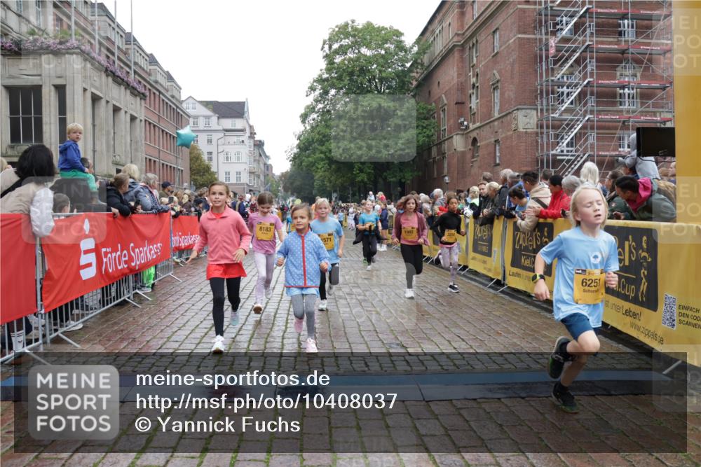 13.09.2026 - Kiel Lauf Yannick Fuchs http://msf.ph/oto/10408037 13.09.2026 09:01:59 Ziel 911, 2916, 3592, 5577, 7062, 9501, 11119, 11578, 12211, 12321, 12539, 1353, 1355, 1959, 2321, 2568, 3362, 3578, 4415, 4784, 6257, 6315, 7210, 9285, 9287, 9615, 11772, 12296, 12626, 1992, 2635, 3250, 3405, 3406, 5271, 5482, 6062, 6251, 6485, 6562, 6672, 8183, 10288, 10324, 10336, 11571, 12446, 300, 1794, 2553, 3578, 4784, 6257, 7613, 8614, 8691, 11562, 11901, 12436 meine-sportfotos.de
