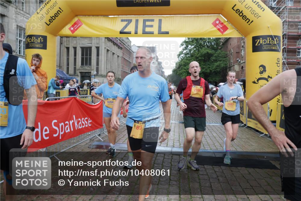 13.09.2026 - Kiel Lauf Yannick Fuchs http://msf.ph/oto/10408061 13.09.2026 10:35:52 Ziel 215, 343, 2116, 2248, 2494, 3811, 6085, 6645, 7215, 7619, 7721, 8002, 8393, 8415, 8557, 8747, 10701, 10835, 10998, 11567, 11903, 100, 215, 400, 1376, 1784, 1993, 2248, 3124, 3790, 4538, 5151, 5293, 5698, 5817, 6381, 6849, 7215, 7280, 7710, 7971, 8002, 8079, 8415, 8432, 8436, 8660, 8973, 9143, 10017, 10483, 11181, 11363, 11568, 12766, 12774, 867, 1321, 2541, 3634, 4889, 4971, 5947, 6634, 6957, 8224, 8579, 10045, 10860, 11662, 12286, 400, 1784, 2390, 2687, 4022, 7971, 9261 meine-sportfotos.de