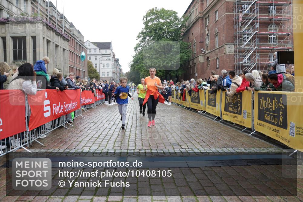 13.09.2026 - Kiel Lauf Yannick Fuchs http://msf.ph/oto/10408105 13.09.2026 09:02:04 Ziel 911, 2916, 3592, 5577, 6062, 6562, 7062, 9501, 10324, 10336, 11119, 11578, 12211, 12321, 12446, 12539, 1353, 1355, 1959, 2321, 2568, 3362, 4415, 6315, 7210, 9285, 9287, 9615, 11119, 11772, 12296, 12626, 1992, 2635, 3250, 3405, 3406, 5271, 5482, 6251, 6485, 6672, 6749, 8183, 8419, 10288, 11571, 3578, 4784, 6257, 11562, 11901, 12296, 12436 meine-sportfotos.de