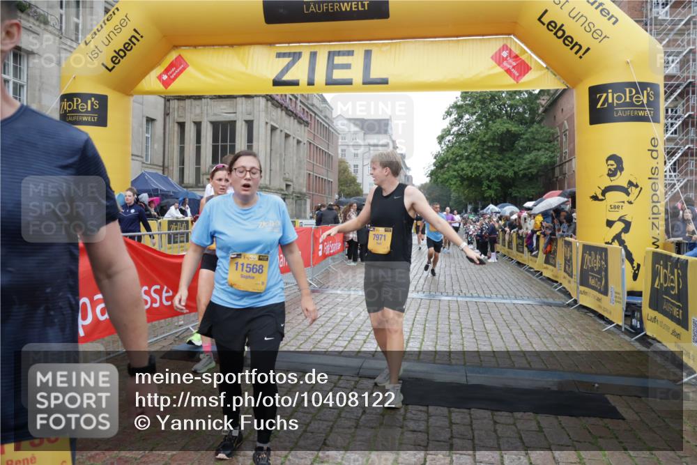 13.09.2026 - Kiel Lauf Yannick Fuchs http://msf.ph/oto/10408122 13.09.2026 10:35:56 Ziel 343, 2494, 3811, 4889, 6634, 6957, 7619, 7721, 8393, 8557, 8747, 10835, 10998, 11567, 11903, 12286, 100, 215, 1376, 1993, 2116, 2248, 3124, 3790, 4538, 5151, 5293, 5698, 5817, 6085, 6381, 6645, 6849, 7215, 7280, 7710, 8002, 8079, 8415, 8432, 8436, 8660, 8973, 9143, 10017, 10483, 10701, 11181, 11363, 12766, 12774, 867, 1003, 1321, 2541, 3634, 4971, 5947, 7920, 8224, 8554, 8579, 8743, 10045, 10860, 11662, 12022, 400, 1784, 2390, 2687, 5293, 7971 meine-sportfotos.de