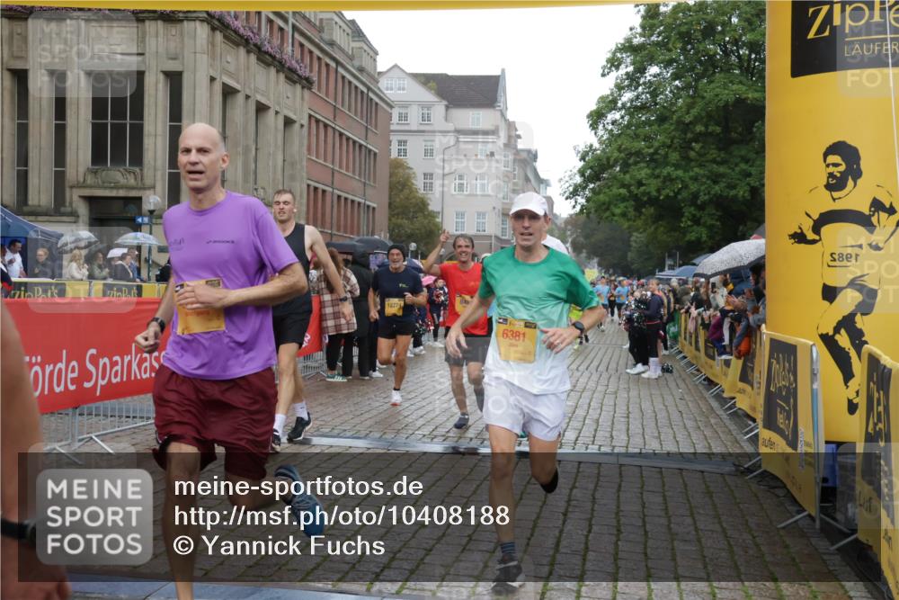 13.09.2026 - Kiel Lauf Yannick Fuchs http://msf.ph/oto/10408188 13.09.2026 10:36:01 Ziel 343, 867, 1321, 2494, 2541, 3634, 3811, 4889, 5947, 6634, 6957, 7619, 8393, 8557, 10998, 11662, 12286, 100, 215, 1376, 1993, 2116, 2248, 3124, 3790, 4538, 5151, 5698, 5817, 6085, 6381, 6645, 6849, 7215, 7280, 7710, 7721, 8002, 8079, 8415, 8432, 8436, 8660, 8747, 8973, 10017, 10483, 10701, 10835, 11181, 11363, 11567, 11903, 12766, 12774, 1003, 1477, 1653, 4078, 4172, 4971, 7158, 7920, 8224, 8554, 8579, 8743, 9201, 10045, 10075, 10860, 11145, 12022, 400, 5293 meine-sportfotos.de